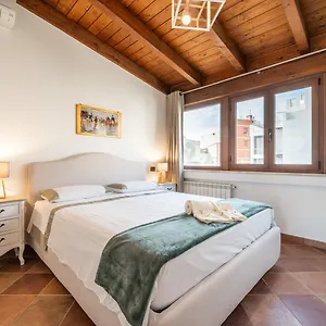 Apartment Greta House San Benedetto, Cagliari
